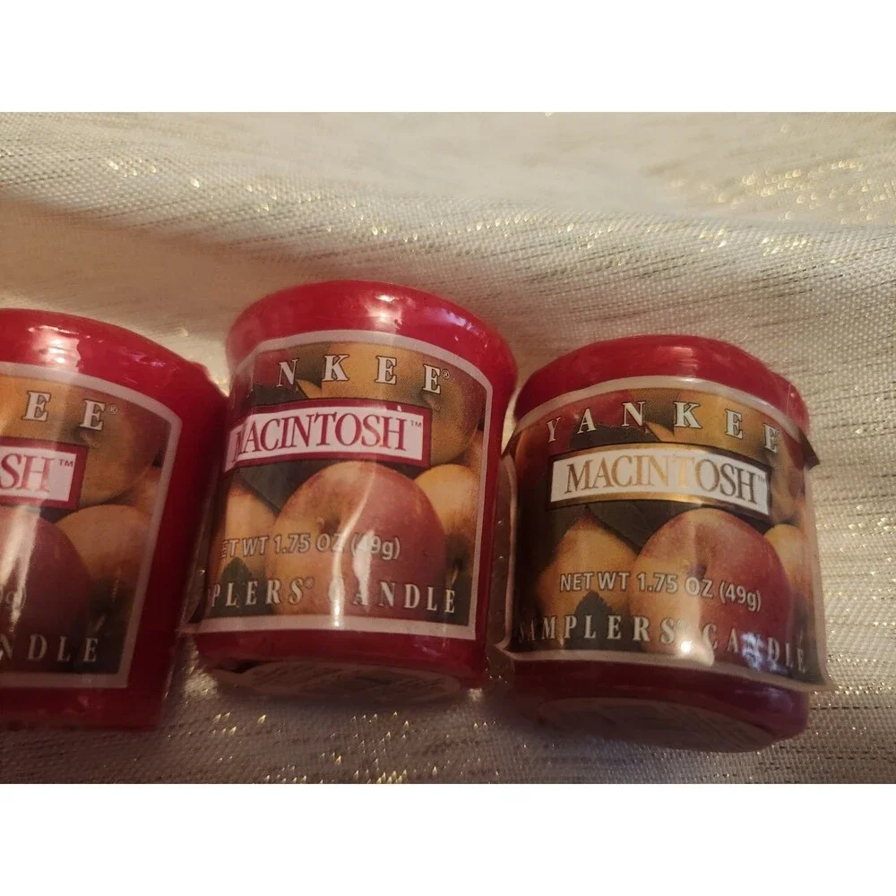Lot of 4 Yankee Candle Macintosh + Apple Cider Votive Candles Red NEW WRAPPED